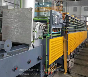 武汉托辊型网带式热处理炉生产线